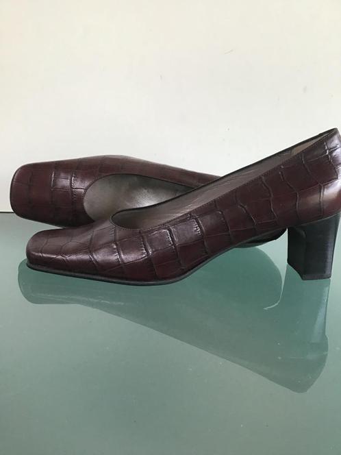 GRATIS VERZENDEN | ANTONIO PAOLO nieuwe bordo pumps 41, Kleding | Dames, Schoenen, Nieuw, Pumps, Overige kleuren, Verzenden