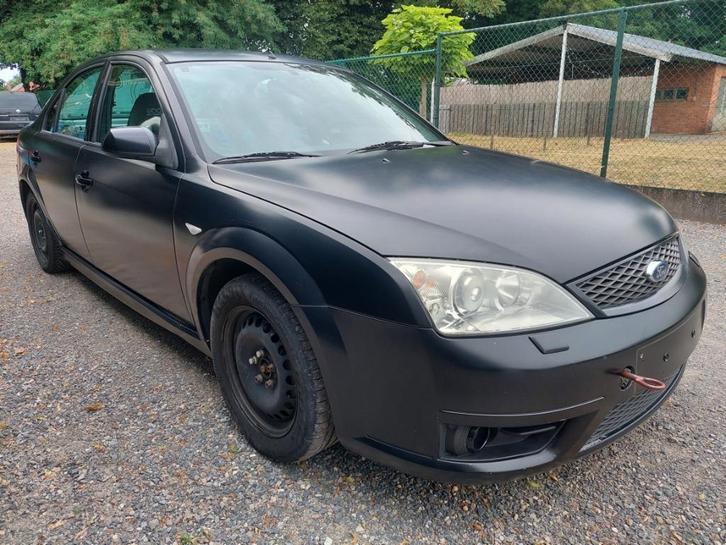 SPOTPRIJS: Ford Mondeo ST 220 V6 circuit + 2de motor, Auto's, Ford, Particulier, Mondeo, Benzine, Euro 4, Berline, 4 deurs, Handgeschakeld