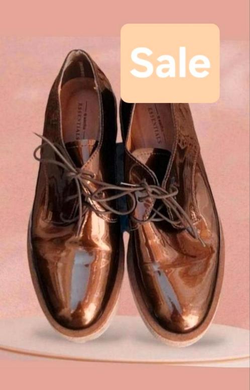 ✨️SASCHA Schoenen Maat 37 Topstaat✨️✨️, Kleding | Dames, Schoenen, Zo goed als nieuw, Schoenen met lage hakken, Bruin, Ophalen of Verzenden