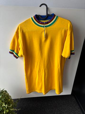 Vintage gele trui fietsshirt in prima staat L beschikbaar voor biedingen