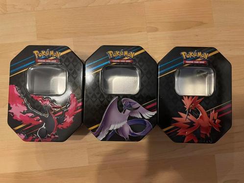 3 lege tins pokémon crown zenith, Hobby en Vrije tijd, Verzamelkaartspellen | Pokémon, Nieuw, Overige typen, Ophalen of Verzenden