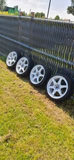 Japan Racing JR3 Multi White 17" ET 25 4x100 - 4x108, Ophalen