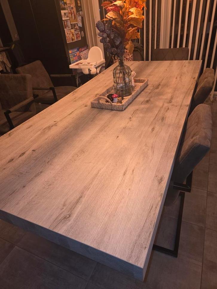 Eetkamer + woonkamer, Huis en Inrichting, Stoffering | Vloerbedekking, Gebruikt, Grijs, Zwart, Ophalen of Verzenden