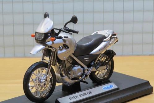 BMW F650GS 1:18 12146 zilver Welly, Hobby en Vrije tijd, Modelauto's | 1:18, Nieuw, Motor, Welly, Ophalen of Verzenden