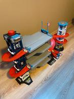 Dickie Toys garage, Kinderen en Baby's, Speelgoed |Speelgoedvoertuigen, Ophalen, Zo goed als nieuw