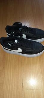 Nieuwe Nike sneakers maat 38., Sport en Fitness, Basketbal, Ophalen of Verzenden, Nieuw, Schoenen