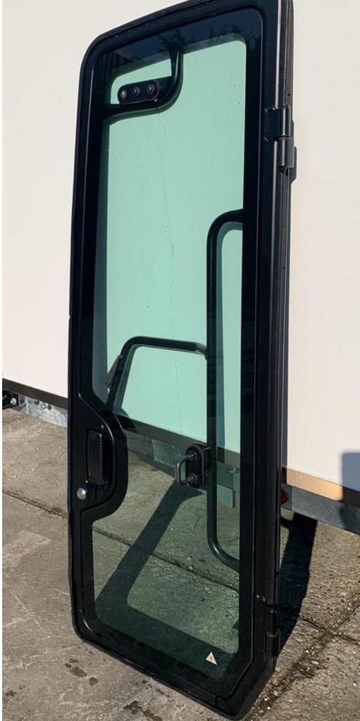 Takeuchi TB216 / TB225 / TB219 Deuren, Zakelijke goederen, Machines en Bouw | Kranen en Graafmachines, Graafmachine, Ophalen