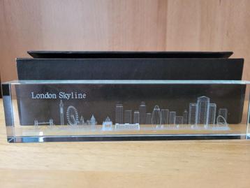 Gravure 3D bloc en verre – Londres (London Skyline) disponible aux enchères