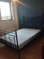 Bed, Huis en Inrichting, Slaapkamer | Bedden, Ophalen, Zwart, 140 cm, Zo goed als nieuw