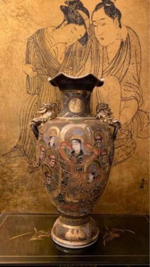 BIG  SATSUMAHEIGHT 53 CM WITH RARE FORM AND DEEP AGED, Antiquités & Art, Art | Autres Art, Enlèvement