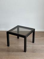 Set van 2 metalen minimalistische bijzettafels, 1980, Huis en Inrichting, Ophalen, Zo goed als nieuw, Glas