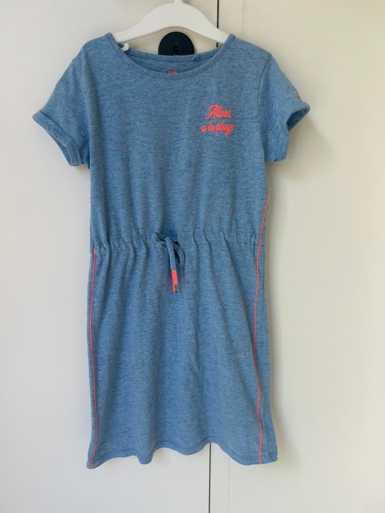 Leuk blauw kleedje - WE - mt 7/8 jaar, Kinderen en Baby's, Kinderkleding | Maat 122, Ophalen, Zo goed als nieuw, Meisje, Jurk of Rok