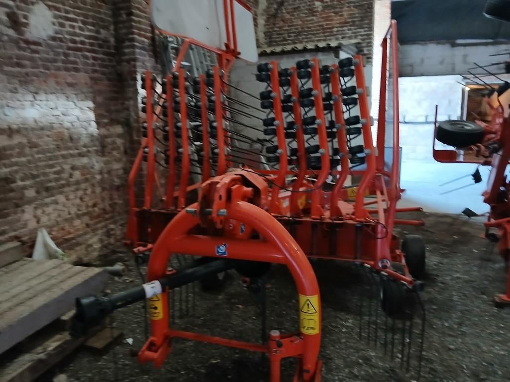 Andaineuse KUHN, Articles professionnels, Agriculture | Aliments pour bétail, Enlèvement