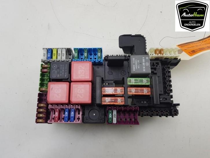 ZEKERINGKAST Mercedes-Benz C Estate (S205) (|A2059068501|), Auto-onderdelen, Elektronica en Kabels, Mercedes-Benz, Gebruikt