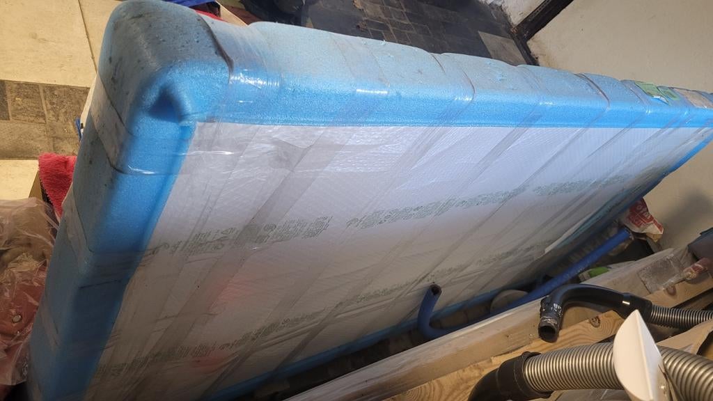 À VENDRE : BAC DE DOUCHE 2x, PAROI DE DOUCHE 1x, CASQUE BUDD, Enlèvement