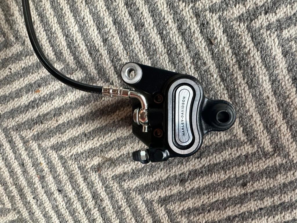 Originele NIEUWE achter remklauw en leiding van HD Breakout, Ophalen