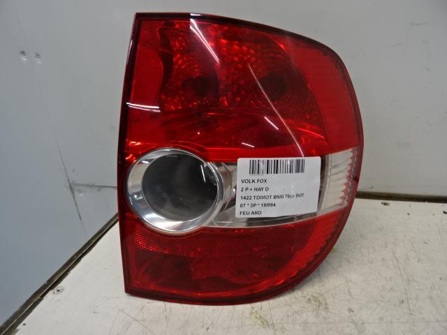 FEU ARRIÈRE DROIT Volkswagen Fox (5Z) (5Z0945096), Autos : Pièces & Accessoires, Éclairage, Volkswagen, Utilisé