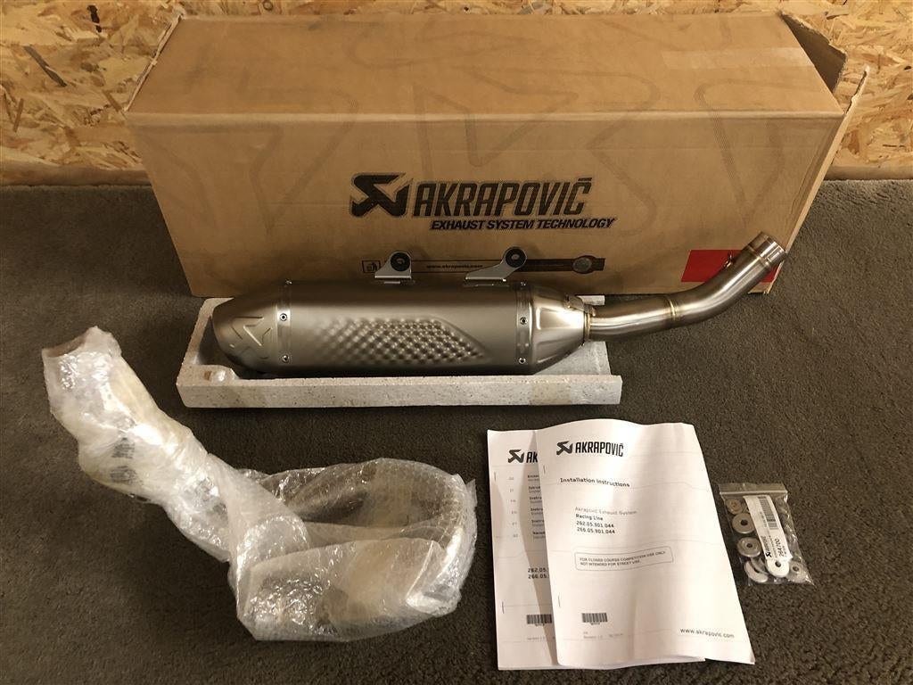 Akrapovic uitlaatsysteem KTM 500 EXC-F Six Days FE501 20-23, Motos, Pièces | Autre, Neuf, Enlèvement ou Envoi