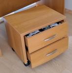 1 lit, bureau, table de chevet, lattoflex, matelas, Maison & Meubles, Chambre à coucher | Tables de chevet, Enlèvement