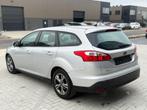 Ford Focus  - 1.0 benzine - euro 5b, Auto's, Focus, Euro 5, Stof, Zwart