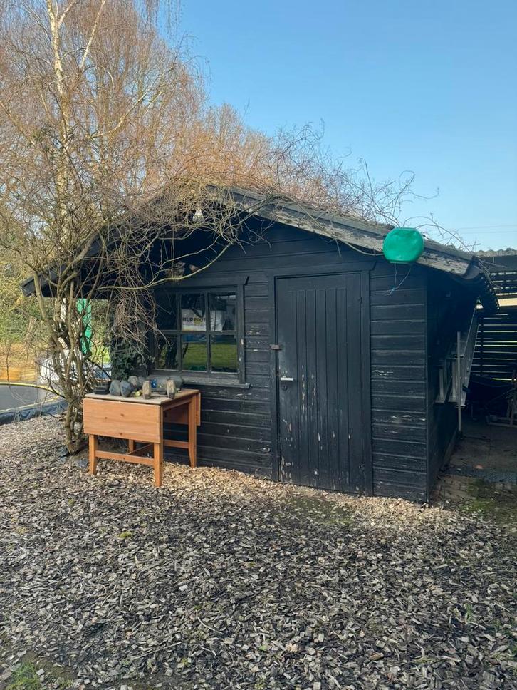 Gratis tuinhuis, Tuin en Terras, Tuinhuizen, Gebruikt, Tuinhuis, 250 tot 300 cm, 200 tot 400 cm, 1 raam, Met overkapping, Ophalen