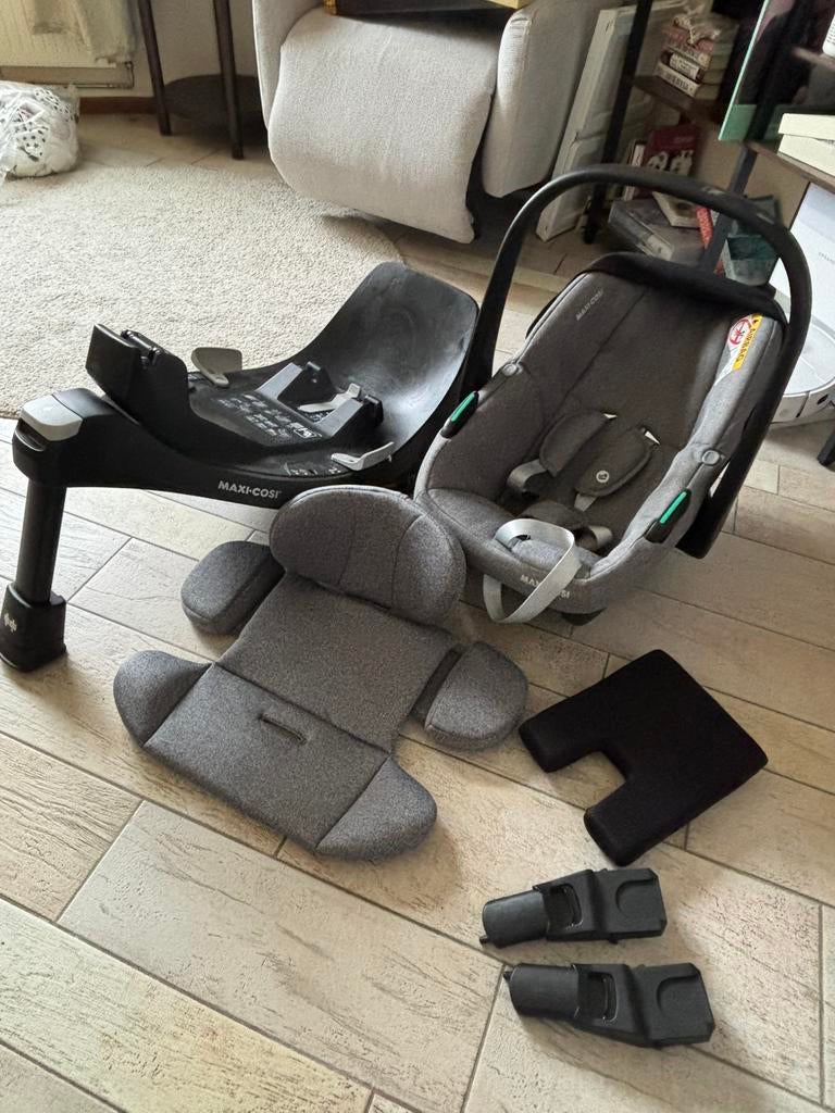 Siège auto pour bébé - Maxi Cosi, Comme neuf, Enlèvement, Ceinture de sécurité ou Isofix, Dossier amovible