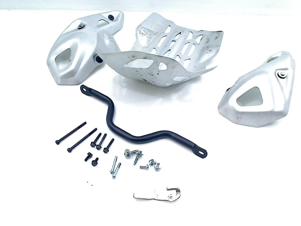 PLAQUE PROTECTRICE Yamaha, Utilisé