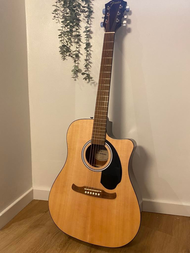 Guitar Fender FA-125CE Dreadnought, Muziek en Instrumenten, Ophalen, Zo goed als nieuw
