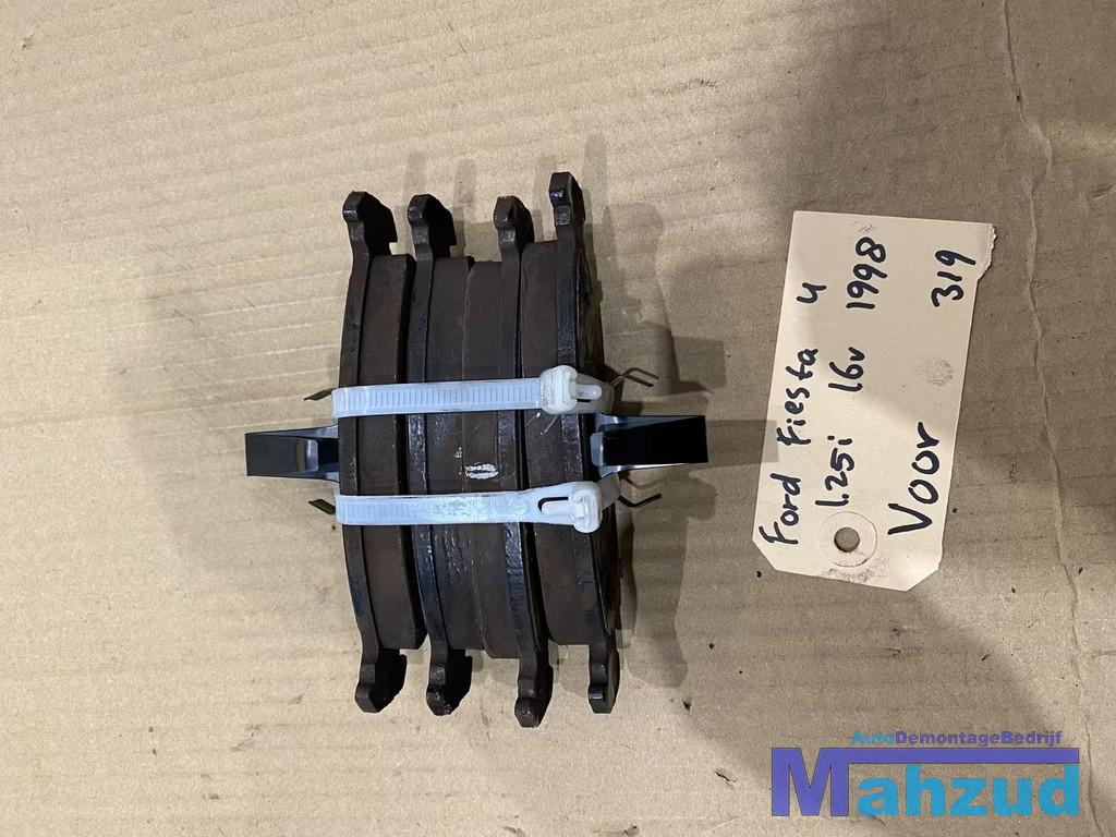 FORD FIESTA 4 Voor remblokken vooras 1995-2003, Info@ford.com, Ford Motor Company, American Road 1
48126  Dearborn, Ford