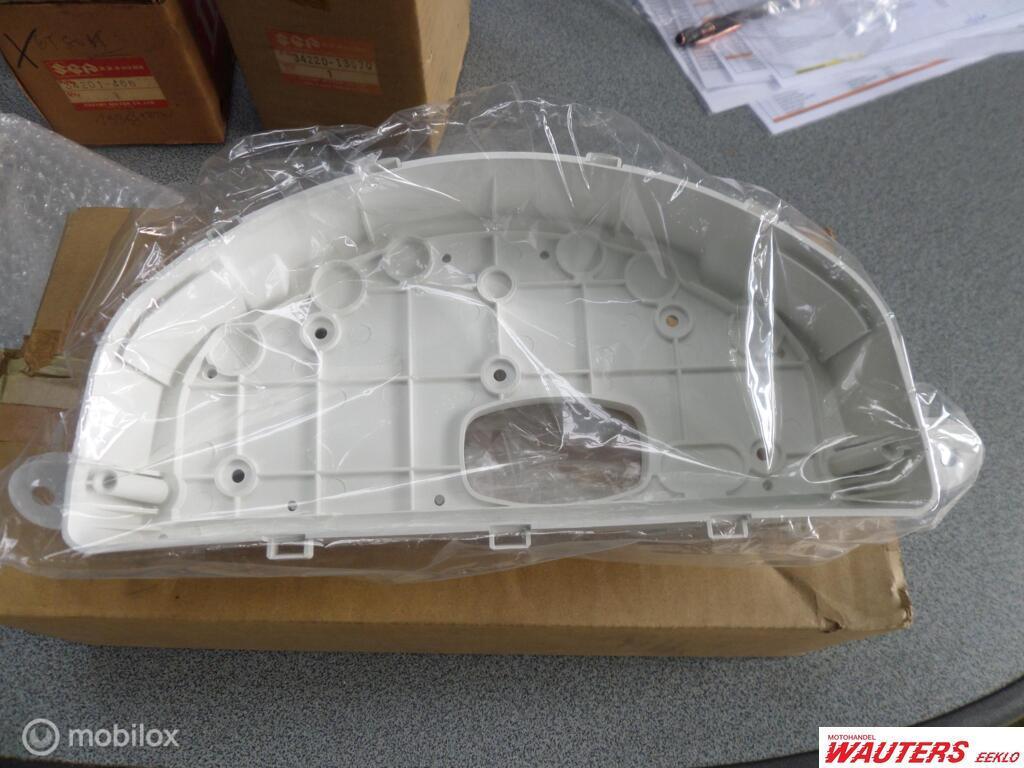 Tellerbehuizing  Suzuki burgman an400  34152-14f01, Motoren, Nieuw, Ophalen of Verzenden