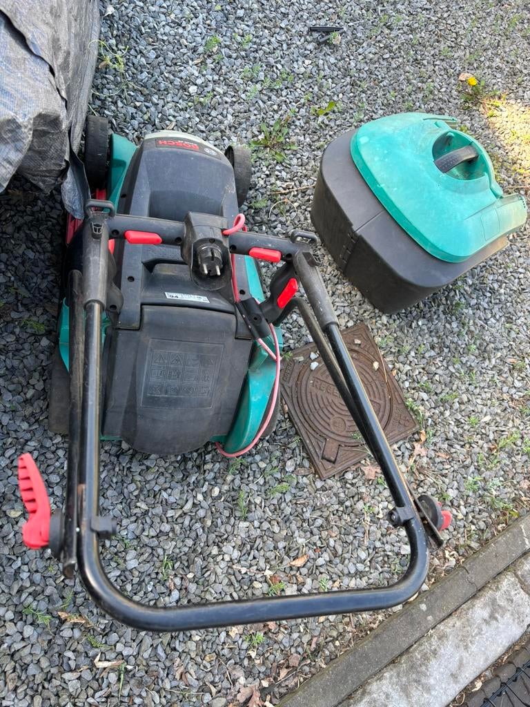 Grasmaaier BOSCH | Retak 40, Jardin & Terrasse, Tondeuses à gazon, Enlèvement, Utilisé, Tondeuses à gazon électriques, Bac de ramassage