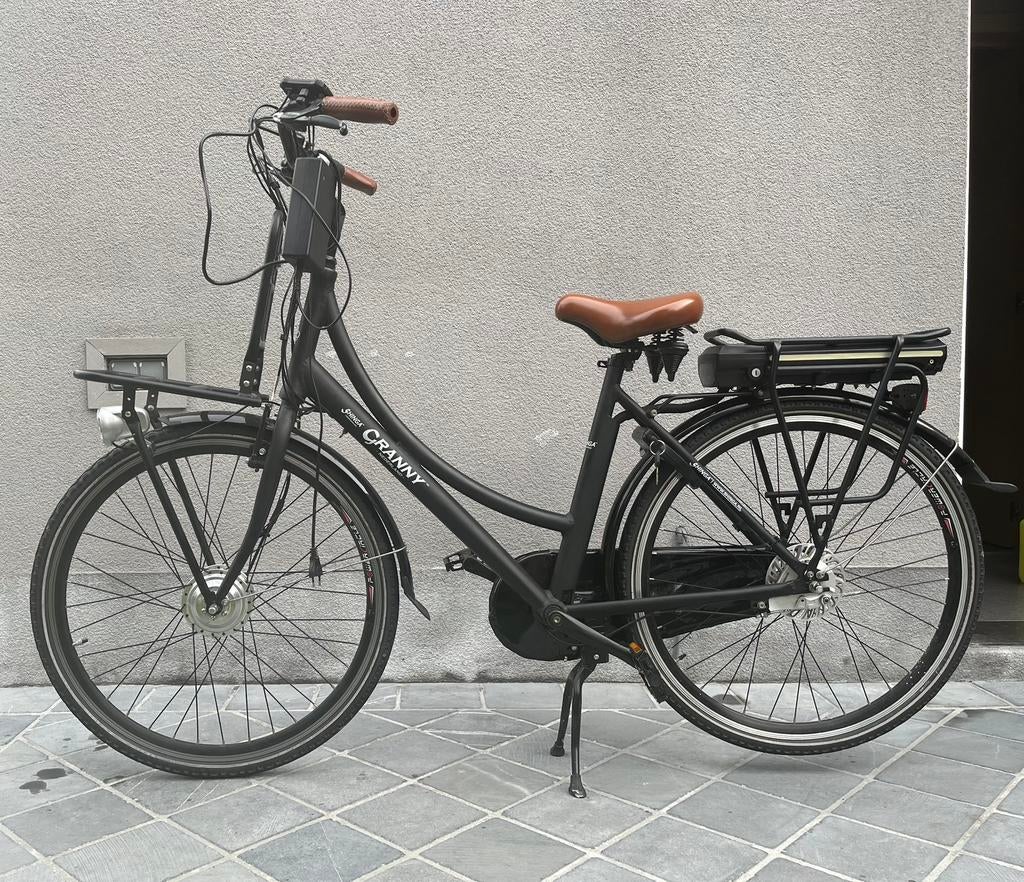 Omafiets, Fietsen en Brommers, Elektrische fietsen, Zo goed als nieuw, Ophalen