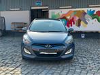 Hyundai i30 1.6CRDI EURO5 192.000 km/12-2013, Auto's, Voorwielaandrijving, Euro 5, Stof, Zwart