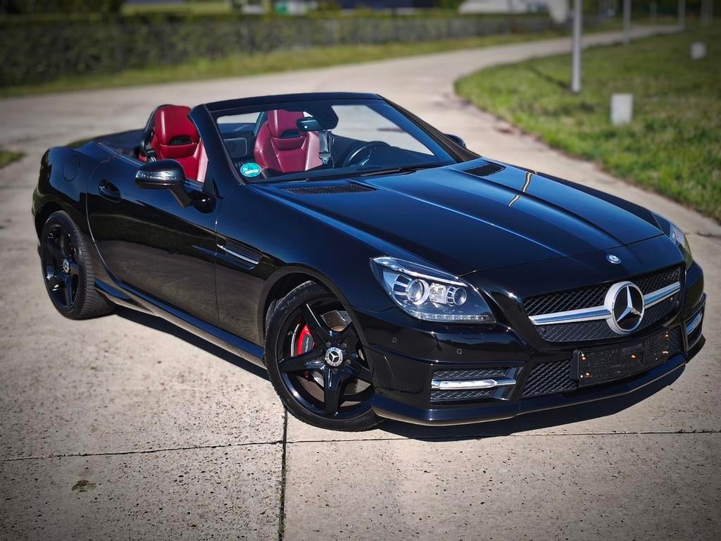 Mercedes-benz SLK200 full AMG black pack, Autos, Mercedes-Benz, Cuir, Euro 5, Achat, 135 kW