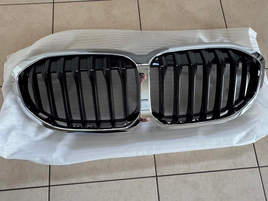 BMW 1 - F40 - calandre d’origine BMW, Autos : Pièces & Accessoires, Enlèvement, Utilisé, BMW, Capot moteur