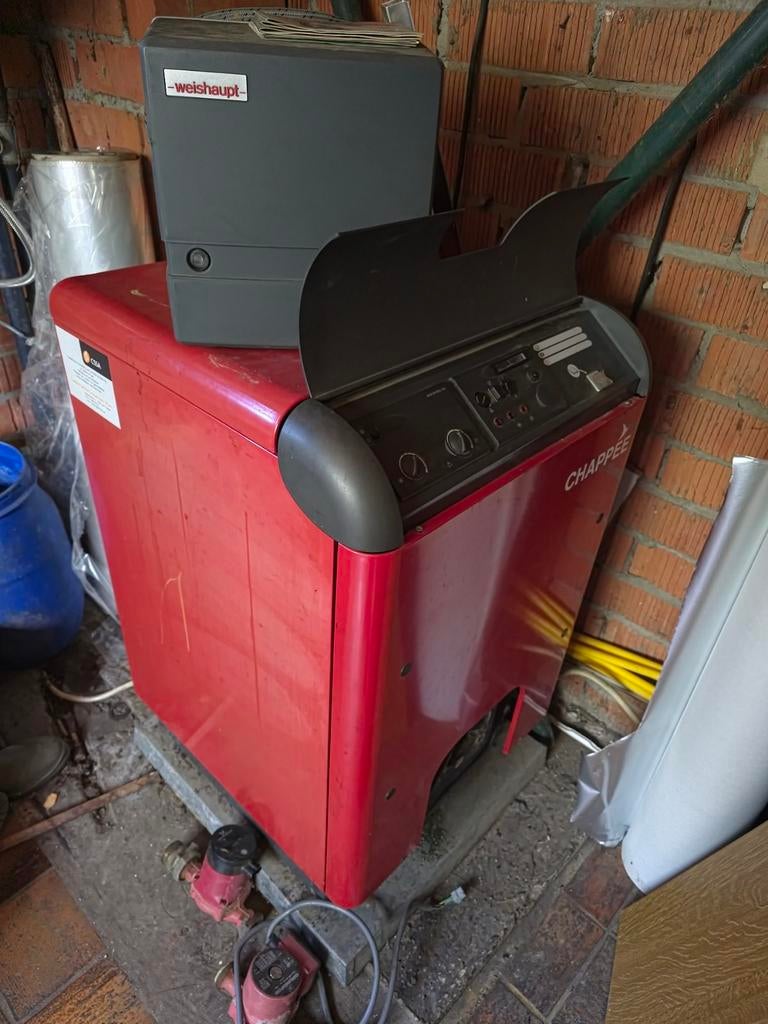 Mazout ketel CHAPPEE + brander WEISHAUPT + 2x circulatpomp., Ophalen