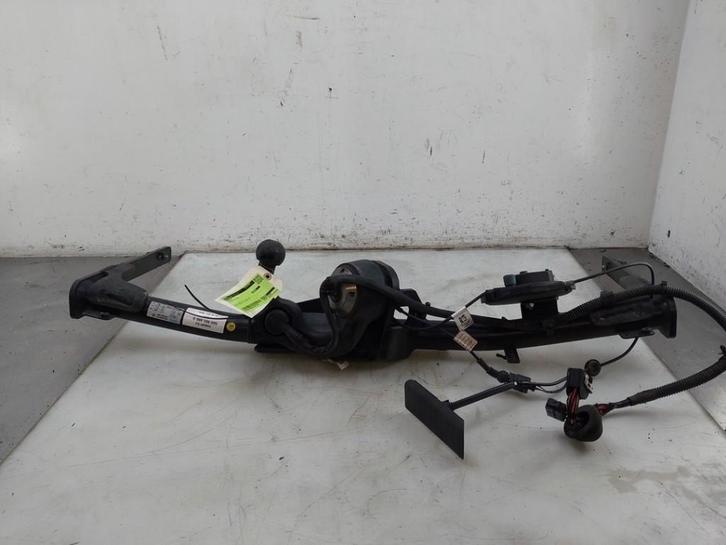 TREKHAAK Volkswagen Golf VII (AUA) (|5G0803880G|), Auto-onderdelen, Ophanging en Onderstel, Volkswagen, Gebruikt