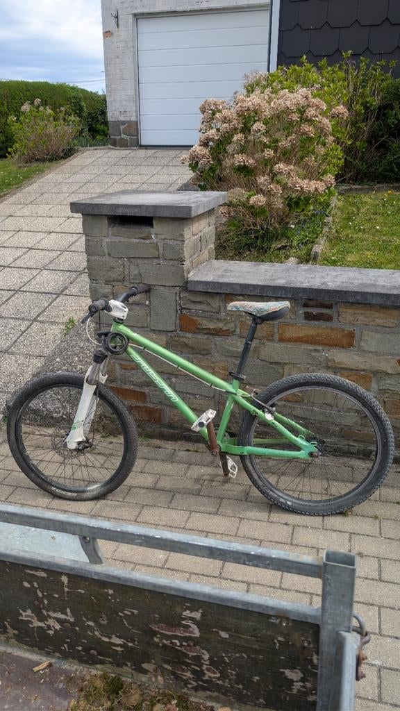 Dirt bike décathlon , subsin a rafraichir, Vélos & Vélomoteurs, Enlèvement