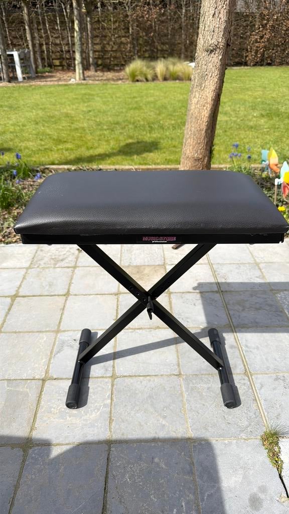 Pianostoel keyboard stoel verstelbaar, Ophalen, Gebruikt