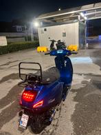 Gts toscana, Ophalen, Zo goed als nieuw, Elektrisch, Vespa