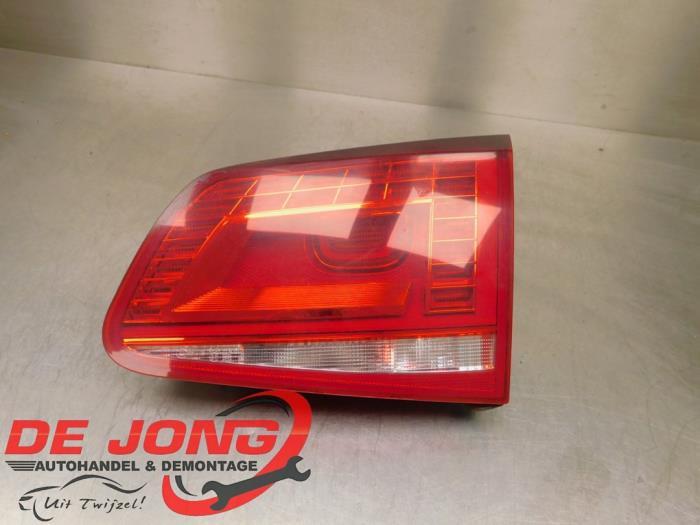 Feu arrière droit d'un Volkswagen Touareg, Volkswagen, -, 3 mois de garantie, Utilisé