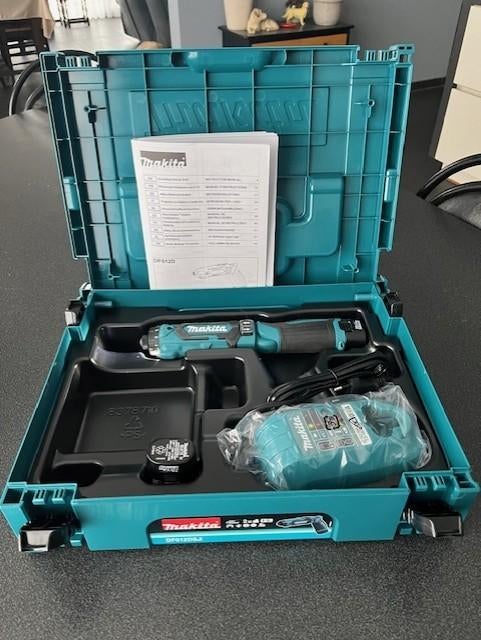 MAKITA DF012DSJ (nouveau), Enlèvement, Neuf