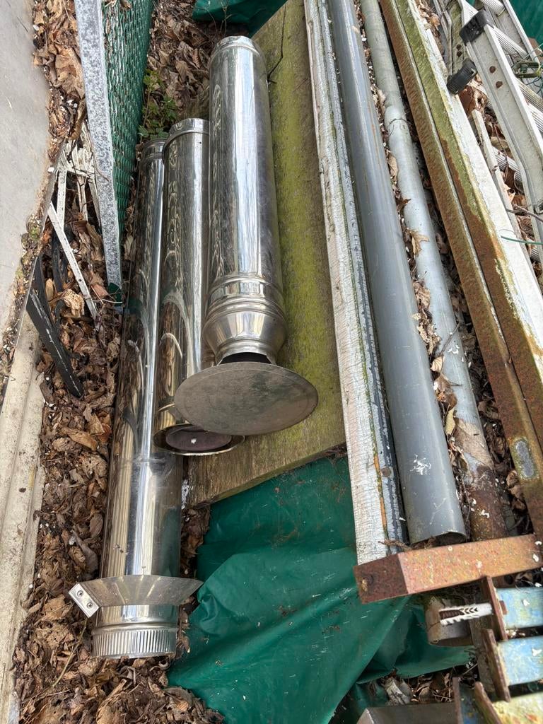 Geïsoleerde schouwbuizen, Ophalen