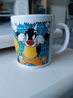 Mug Looney Tunes Sylvester et Tweety. Très bon état, Enlèvement, Looney Tunes, Utilisé, Ustensile
