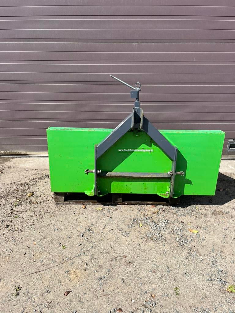 Grondbak Dena, Ophalen