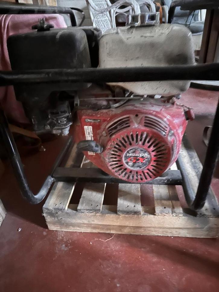 Générateur 4 temps Honda GX390, Bricolage & Construction, Générateurs, Utilisé, Essence, 5 à 10 kVA, Réduction de bruit, Enlèvement