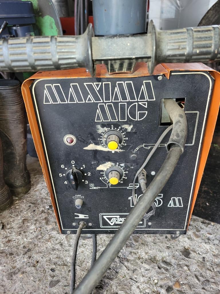 Semi automatique, Enlèvement