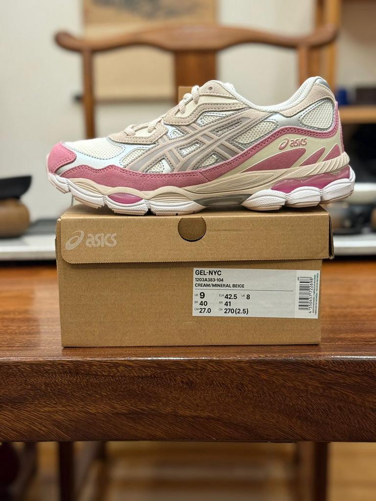 Chaussures Asics, Enlèvement ou Envoi, Comme neuf