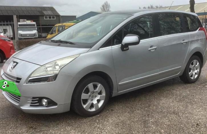 Peugoet 5008 7plaats, Autos, Peugeot, Particulier, Essence, Euro 5, Boîte manuelle, Enlèvement