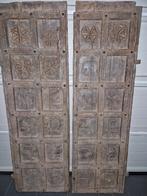Koppel hele oude mooie antieke Oosterse deuren, Ophalen